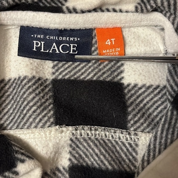 The Childrens Place flannel check shirt , sz 4T - Picture 2 of 4